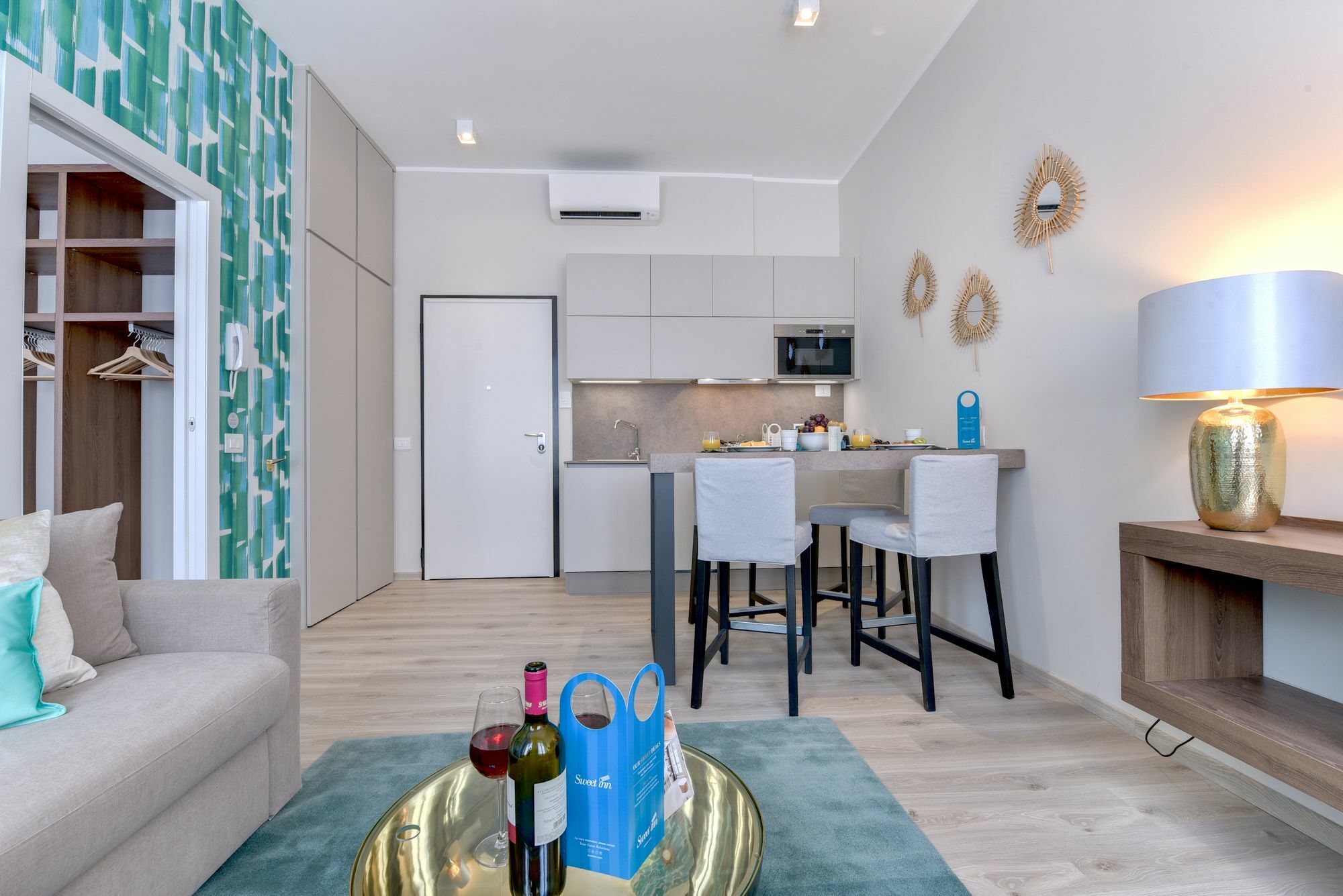 Sweet Inn Apartments - Dogana Milan Exterior photo
