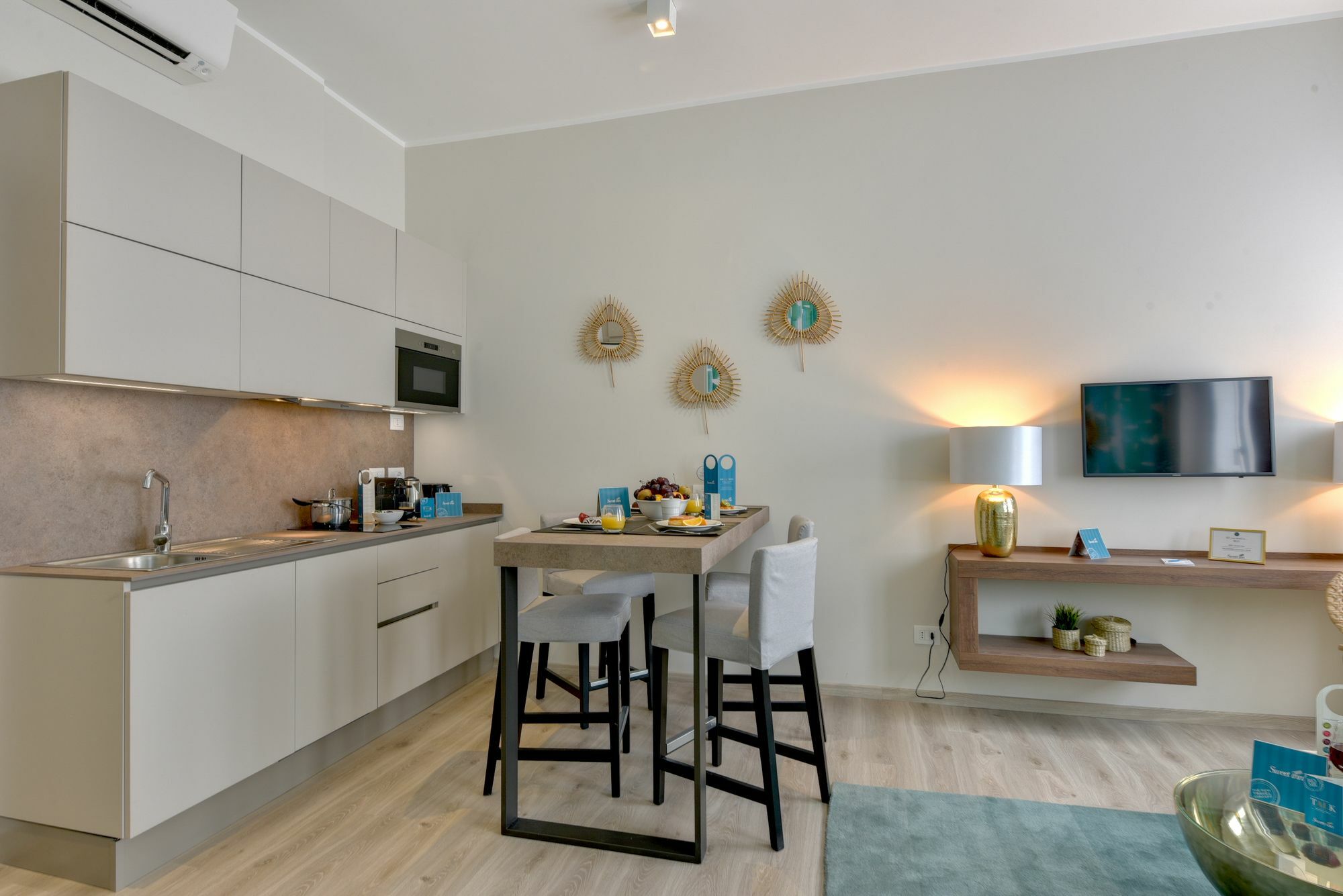 Sweet Inn Apartments - Dogana Milan Exterior photo